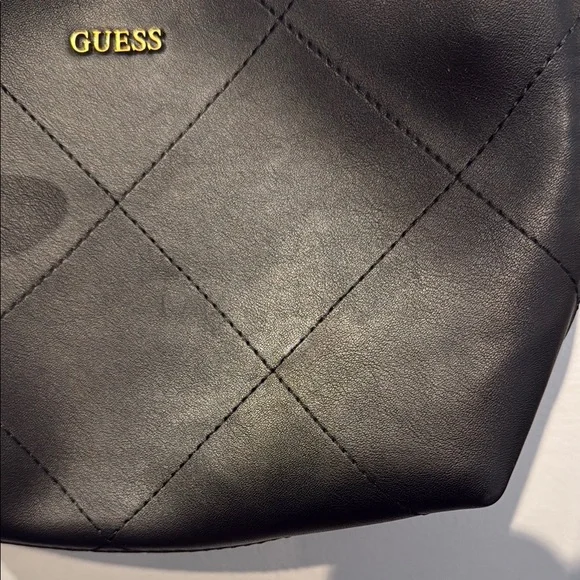GUESS Black Women's Bag cheetah print liner quilted leather bag - Picture 4 of 8